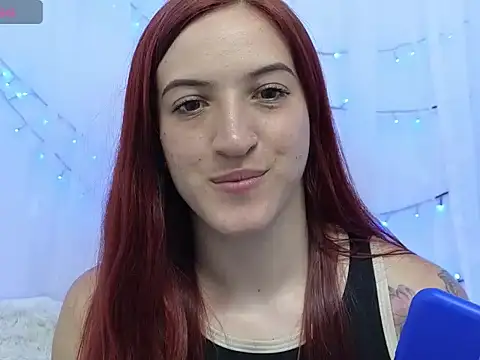 Snapshot of ninaa_fox chatting on May 2026 08:15:01 PM ninaa fox online show from May 2026 08:15:01 PM