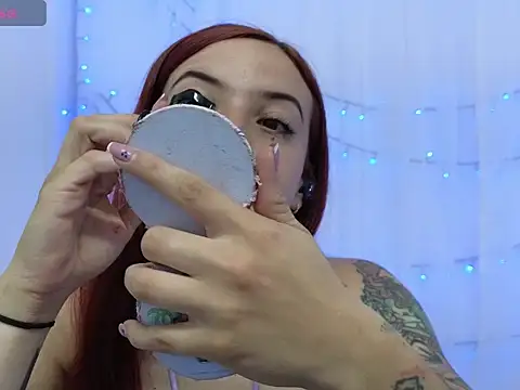 Snapshot of ninaa_fox chatting on June 2026 05:03:04 PM ninaa fox online show from June 2026 05:03:04 PM