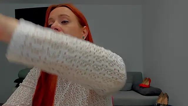 emilianna666 online show from April 2026 12:25:01 PM