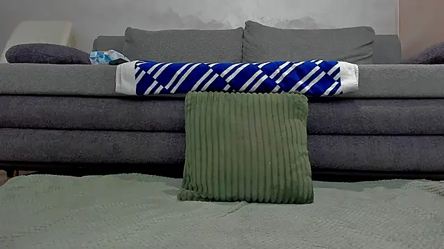 emilianna666 online show from April 2026 11:32:01 AM