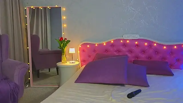 Ariana Petite online show from March 2025 02:25:02 AM