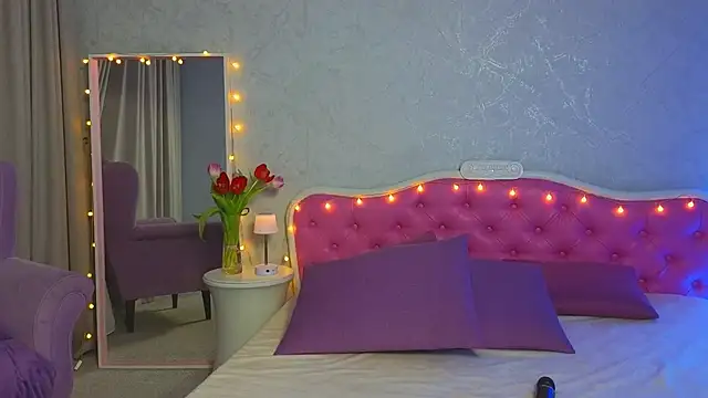 Ariana Petite online show from March 2025 11:56:02 PM