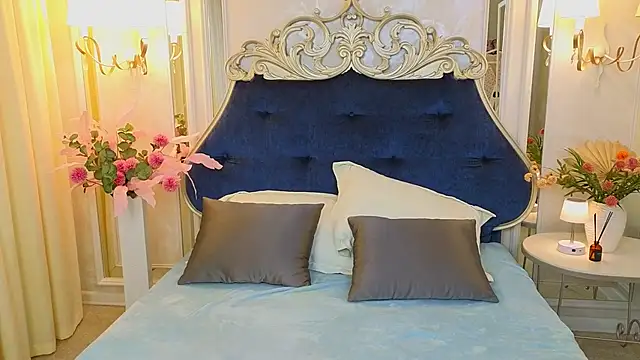 Snapshot of Ariana_Petite chatting on May 2026 11:34:04 PM Ariana Petite online show from May 2026 11:34:04 PM