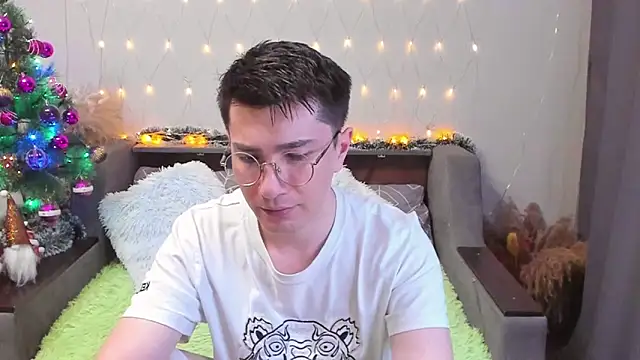 Yumi steve online show from January 2025 12:09:02 AM