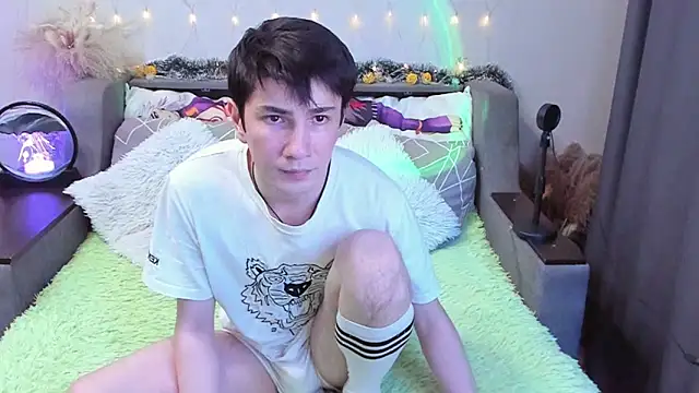 Yumi steve online show from November 2025 03:22:01 PM