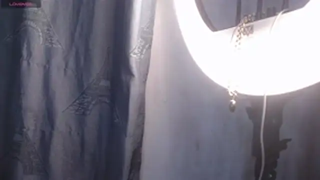 valen thompson online show from April 2026 03:42:01 AM