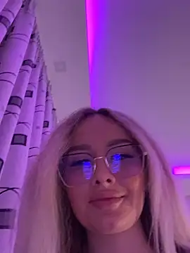 mollyxxx online show from February 2025 10:55:01 PM