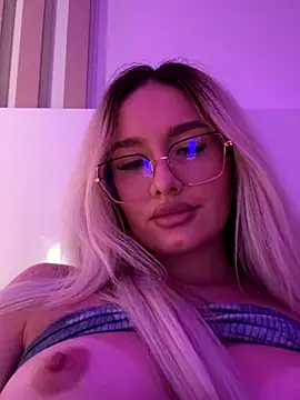 mollyxxx online show from October 2025 02:31:01 AM