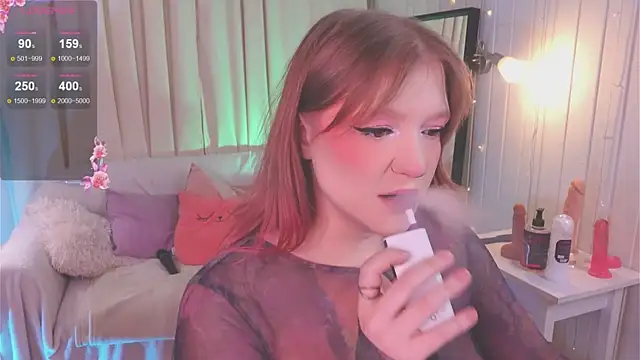 Snapshot of Crazy_Wine chatting on February 2026 10:38:01 PM Crazy Wine online show from February 2026 10:38:01 PM