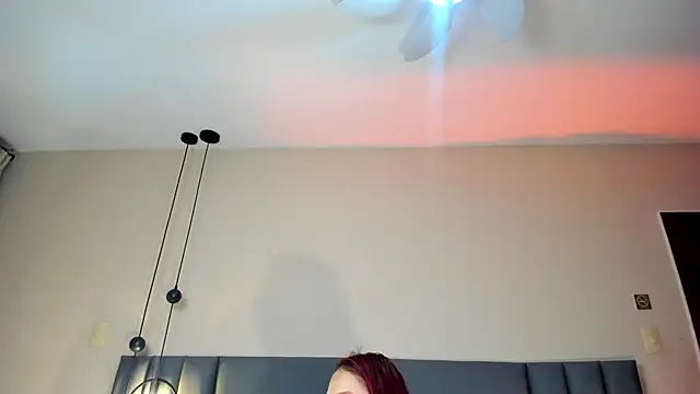 JupiteFox online show from April 2026 12:44:02 AM