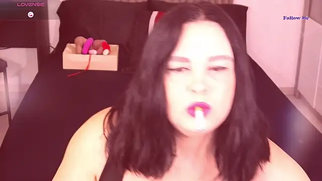 Snapshot of Alenny11 chatting on October 2025 03:06:02 AM Alenny11 online show from October 2025 03:06:02 AM