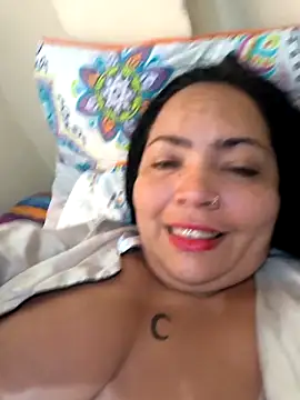 Snapshot of NIKOLE1301 chatting on February 2026 03:05:02 PM NIKOLE1301 online show from February 2026 03:05:02 PM