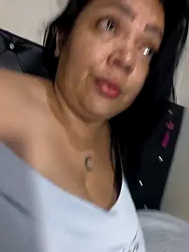 Snapshot of NIKOLE1301 chatting on February 2026 08:38:02 PM NIKOLE1301 online show from February 2026 08:38:02 PM