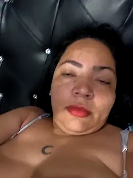 Snapshot of NIKOLE1301 chatting on February 2026 03:10:01 PM NIKOLE1301 online show from February 2026 03:10:01 PM