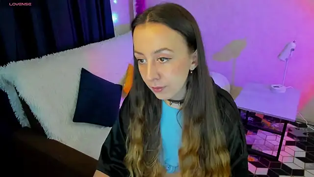 CurlySteph online show from March 2025 04:31:02 PM