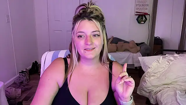 magicsparkles online show from March 2025 03:15:01 AM