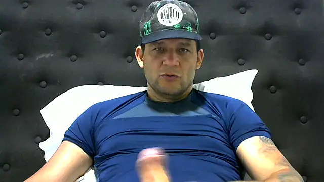 altenori112 online show from January 2025 09:58:01 PM