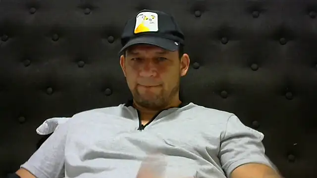 altenori112 online show from February 2025 10:31:01 PM