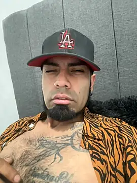 Snapshot of Chacal_Armyy chatting on January 2025 02:41:01 PM Chacal Armyy online show from January 2025 02:41:01 PM