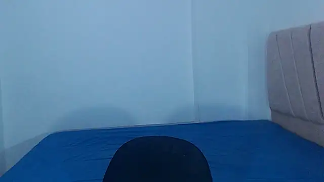 Valenntyna online show from December 2025 07:21:02 PM