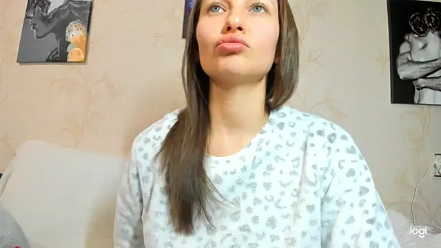 EmmaAmazingEyes online show from March 2026 10:13:02 PM