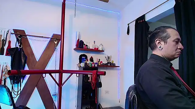 boy n girl online show from February 2025 09:03:01 AM