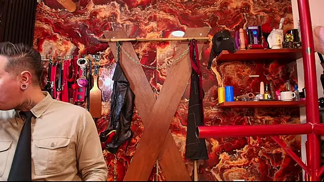 boy n girl online show from November 2025 09:44:02 AM