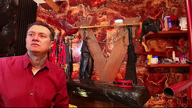 boy n girl online show from December 2025 09:40:02 AM