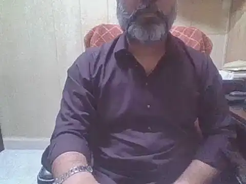 Snapshot of hairymaster95 chatting on July 2026 04:37:01 AM hairymaster95 online show from July 2026 04:37:01 AM