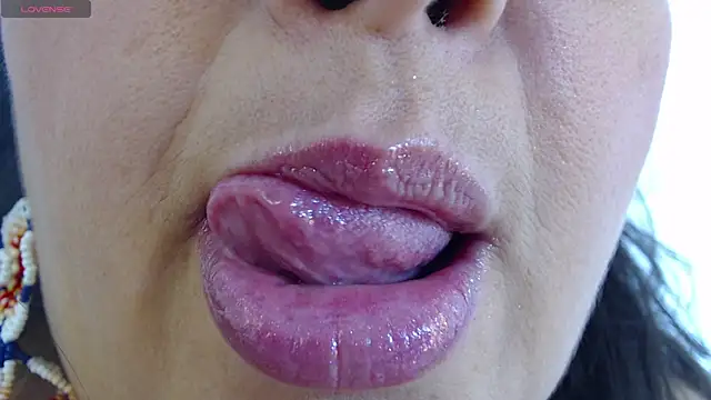 Kerly Doll online show from February 2025 10:01:01 PM