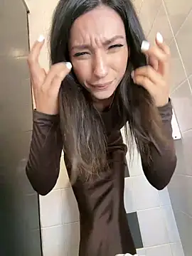  MiaQueen  online show from December 2025 08:28:02 PM