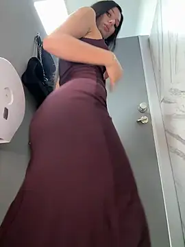  MiaQueen  online show from March 2026 10:35:01 PM