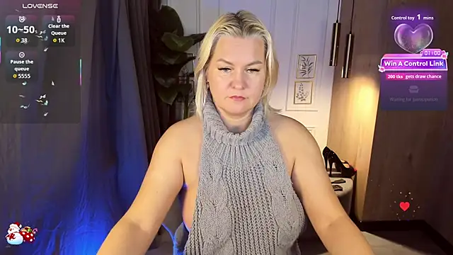 YolandaKiss online show from December 2025 08:26:01 PM