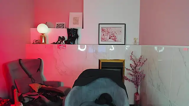 KylieMellow online show from October 2025 05:24:01 AM