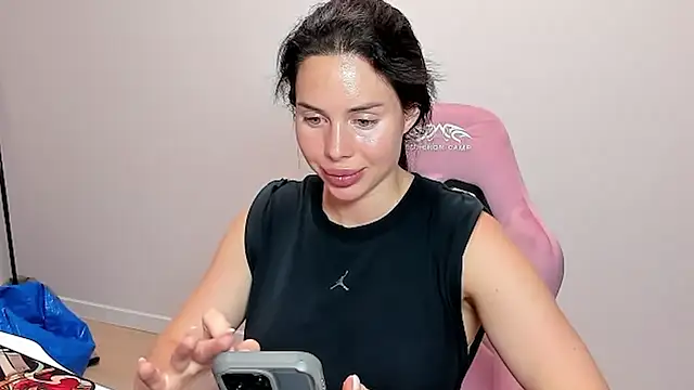 Snapshot of wow_lovie chatting on August 2026 09:24:02 PM wow lovie online show from August 2026 09:24:02 PM