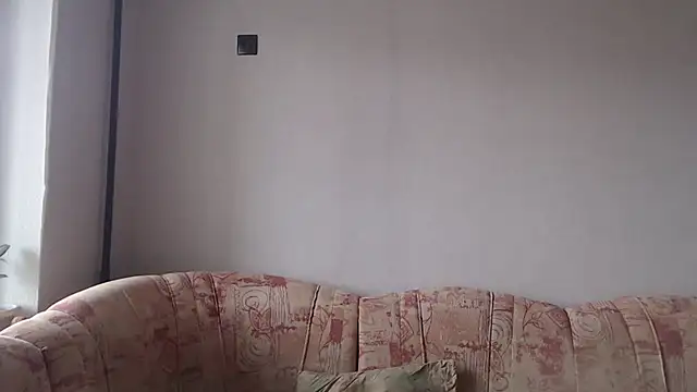 Remy Miles online show from February 2025 07:40:01 AM