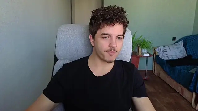 Remy Miles online show from October 2025 07:03:02 AM