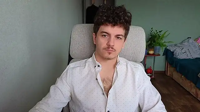 Remy Miles online show from April 2026 04:45:01 AM