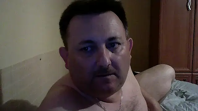 Snapshot of Novy73 chatting on October 2025 12:33:02 AM Novy73 online show from October 2025 12:33:02 AM