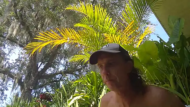Snapshot of eliberator1777 chatting on May 2026 07:45:02 PM eliberator1777 online show from May 2026 07:45:02 PM