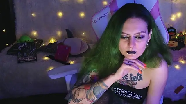 Ginger Stay online show from March 2026 06:29:01 AM