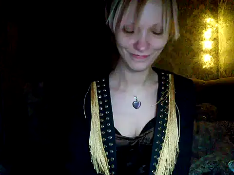 WildMissNiks online show from December 2024 11:00:02 AM