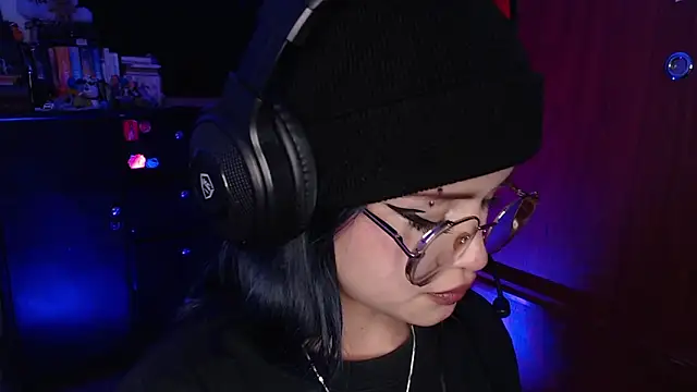 Raventh  online show from December 2025 02:06:02 AM