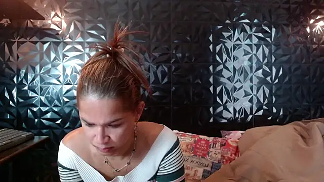 PINK  LOLA1 online show from February 2026 06:08:01 PM