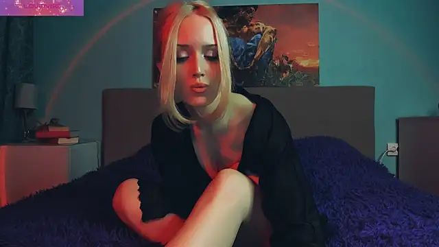 Snapshot of Linda_Roxy chatting on March 2025 06:32:01 PM Linda Roxy online show from March 2025 06:32:01 PM