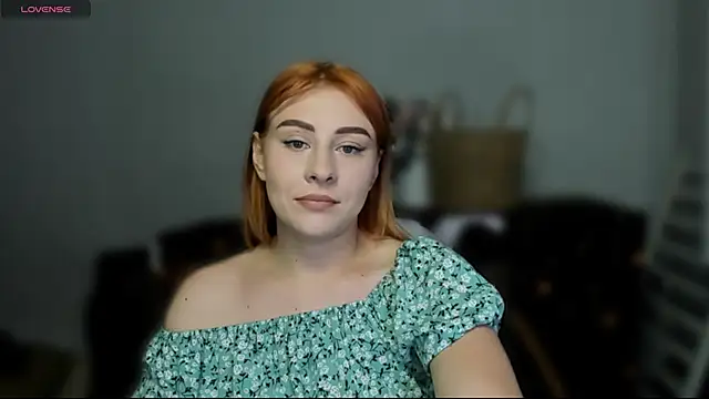 Snapshot of KindKristy chatting on June 2026 05:01:02 AM KindKristy online show from June 2026 05:01:02 AM