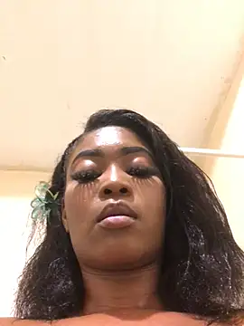 Snapshot of EvelynHeather chatting on March 2025 10:49:02 AM EvelynHeather online show from March 2025 10:49:02 AM