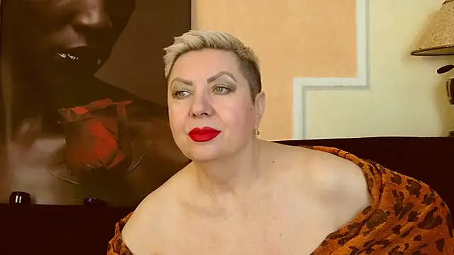 LadyPosh online show from January 2025 10:01:01 PM