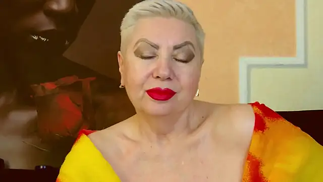 LadyPosh online show from March 2025 04:43:01 AM