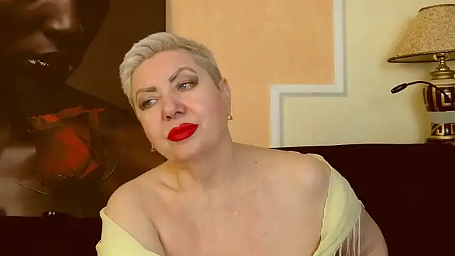 LadyPosh online show from March 2025 05:00:02 AM